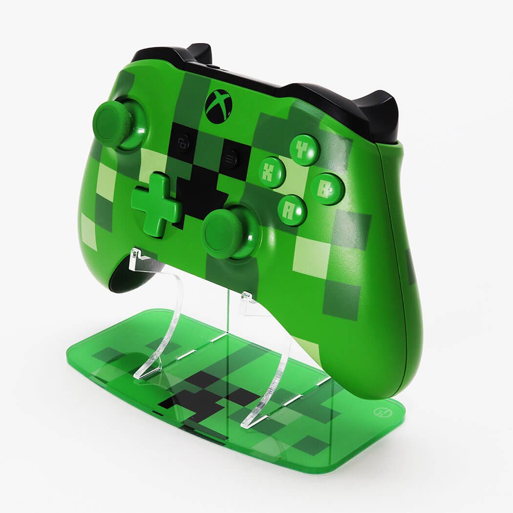 Photo of a Minecraft Creeper Xbox One Printed Control Pad Stand